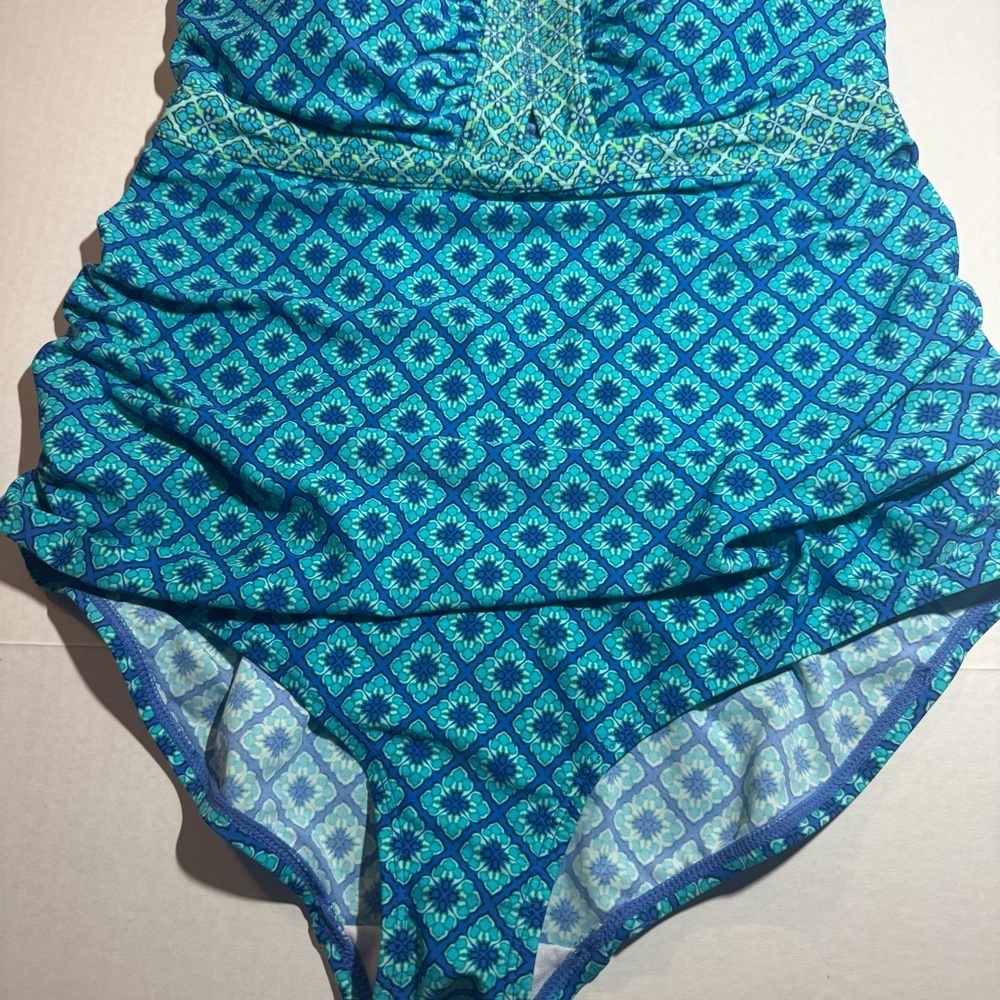 Motherhood Maternity Geometric One Piece Swimsuit Beach Bump Halter Size M Teal - Picture 5 of 6